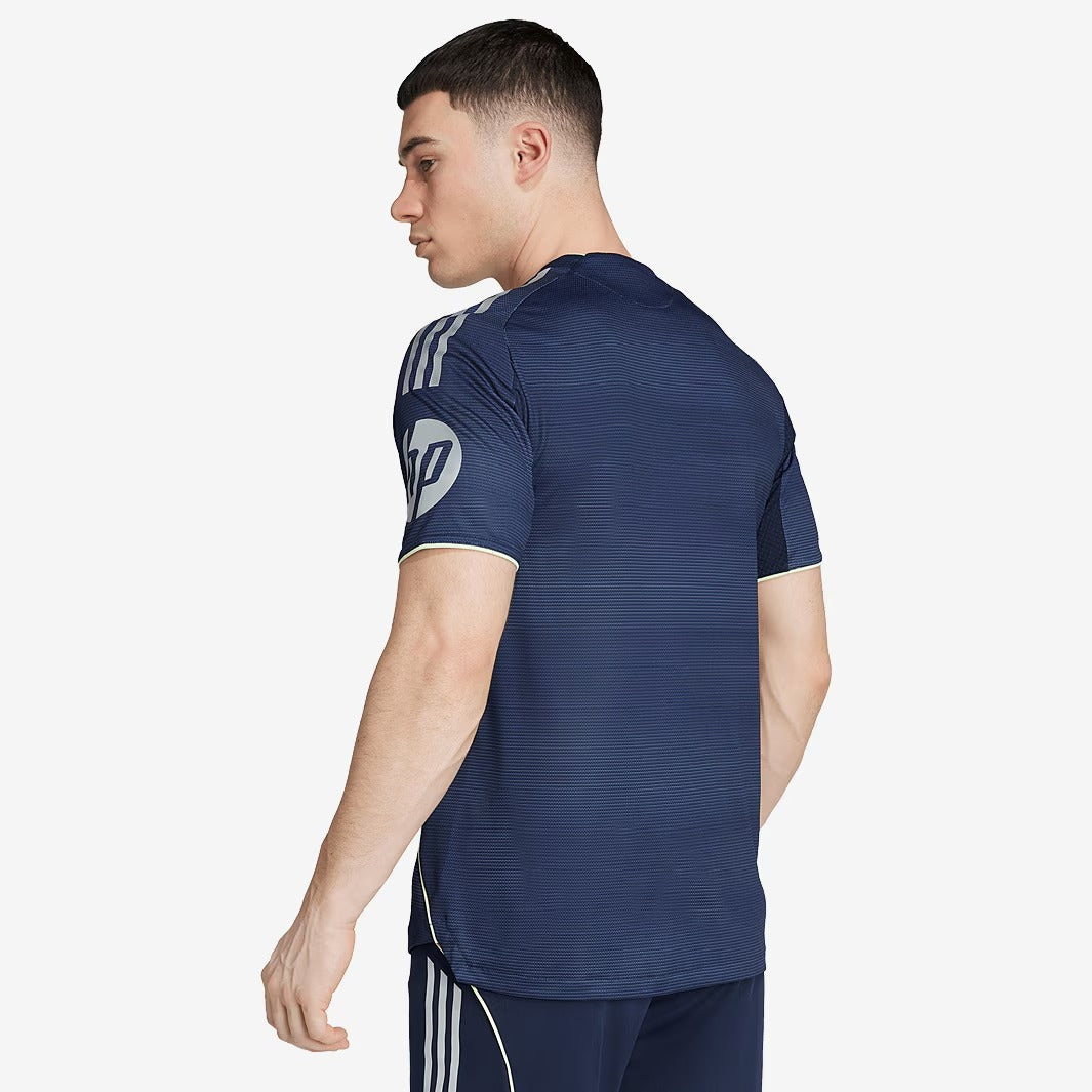 Camisa Real Madrid 2025/26 II Jogador Masculina
