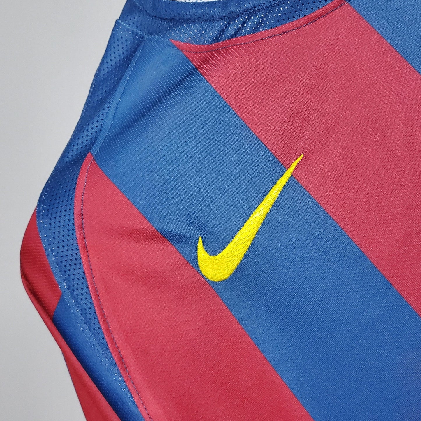 Camisa Retrô FC Barcelona 2005/06 I Champions League Edition