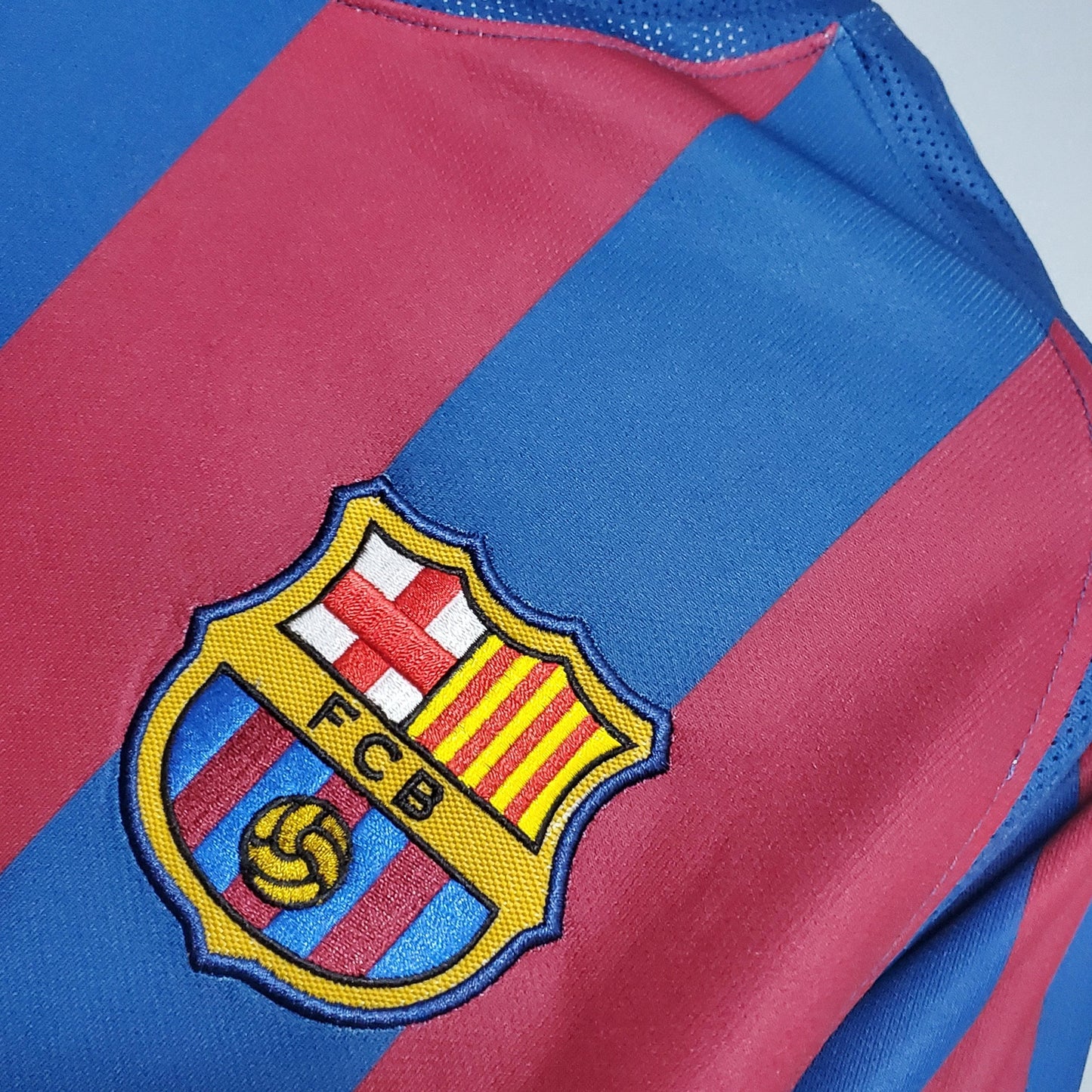 Camisa Retrô FC Barcelona 2005/06 I Champions League Edition