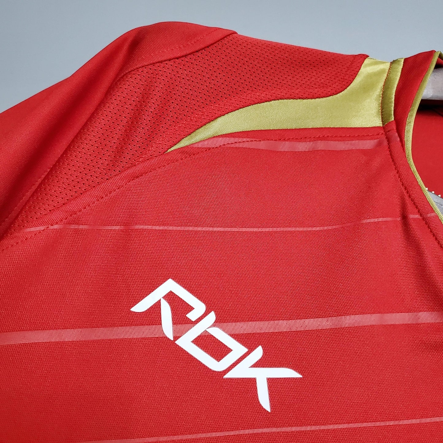 Camisa Retrô Liverpool 2005/06 I