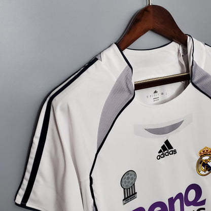 Camisa Retrô Real Madrid 2006/07 I