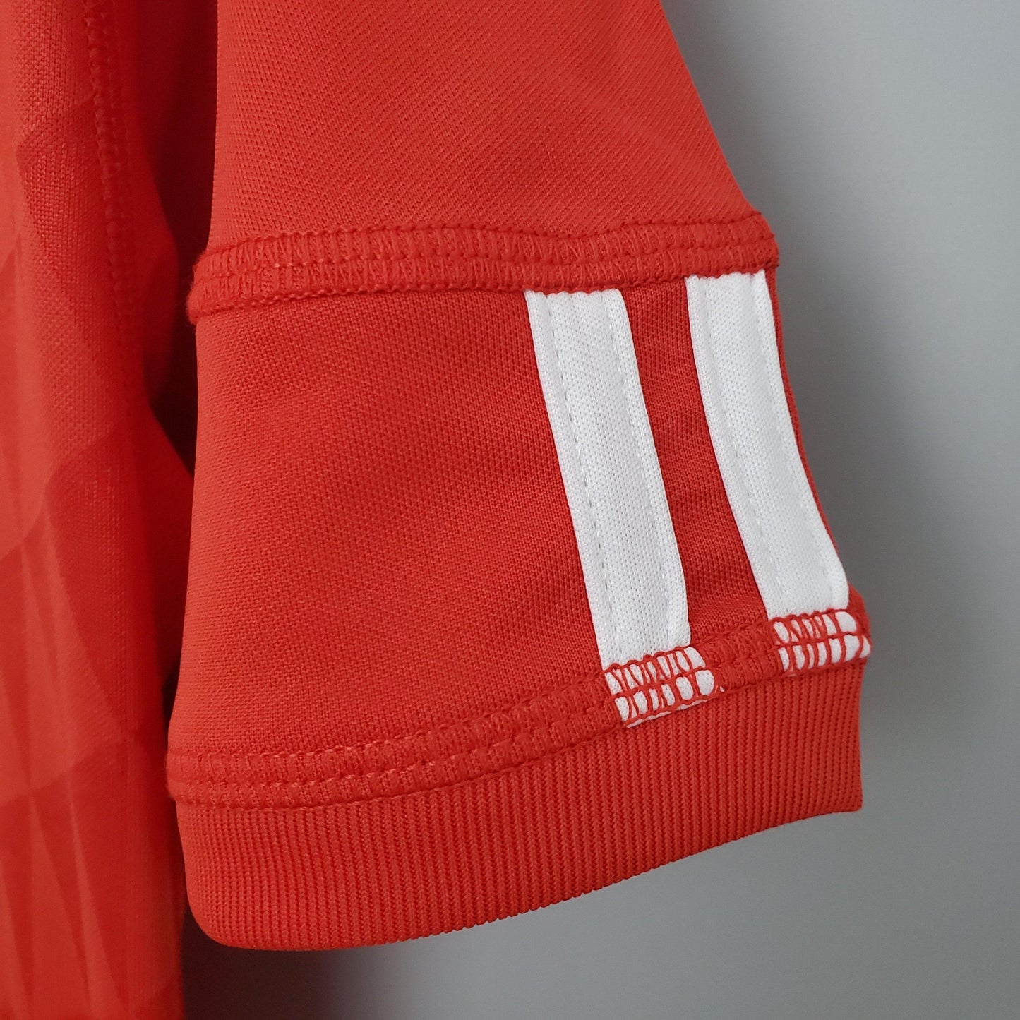Camisa Retrô Liverpool 2010/11 l