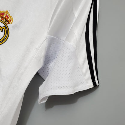 Camisa Retrô Real Madrid 2004/05 I