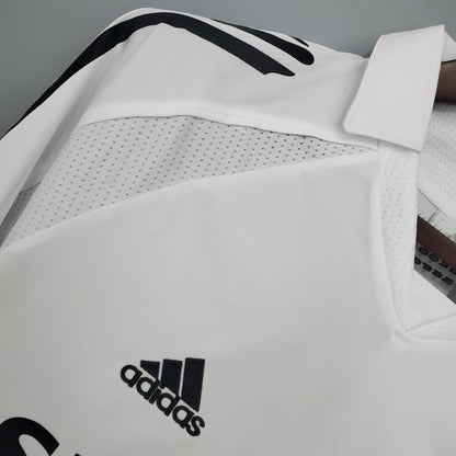 Camisa Retrô Real Madrid 2005/06 I