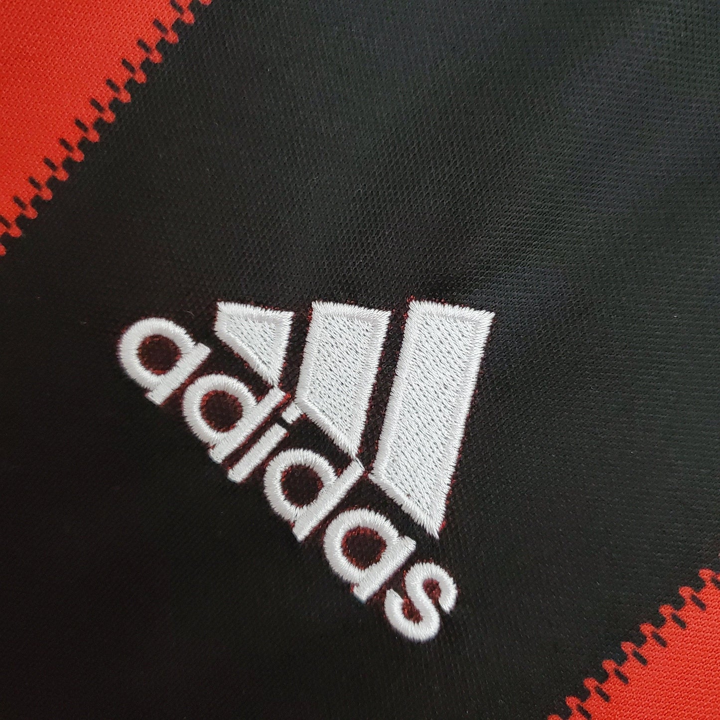 Camisa Retrô AC Milan 2010/11 I