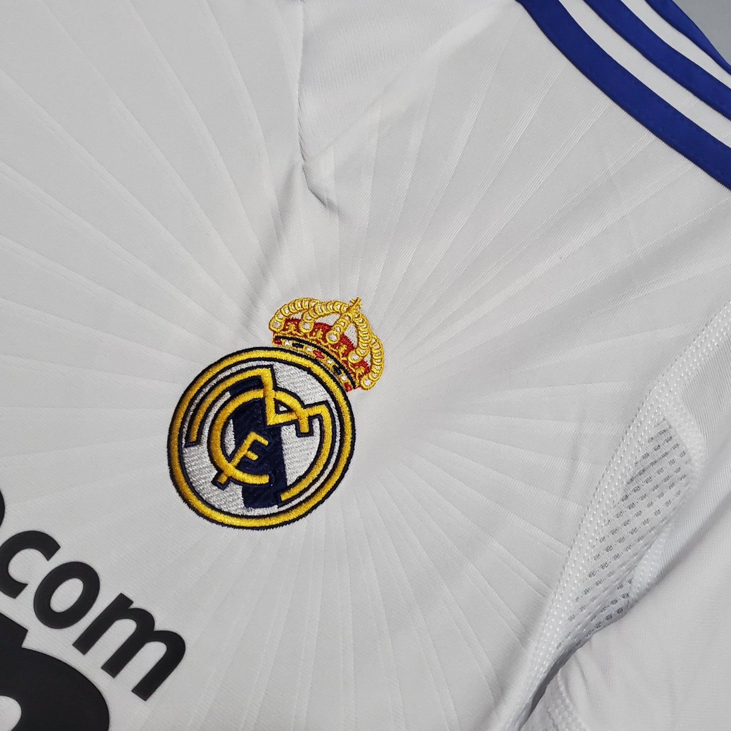 Camisa Retrô Real Madrid 2010/11 l