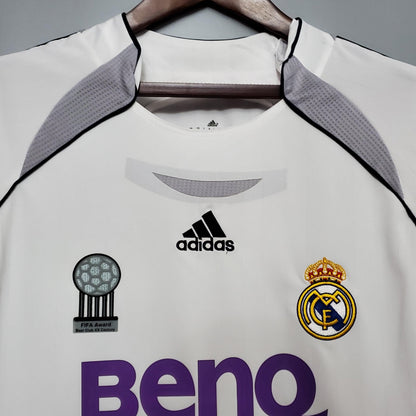 Camisa Retrô Real Madrid 2006/07 I