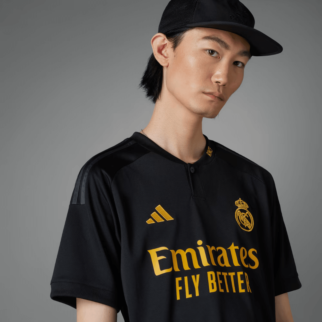 Camisa Real Madrid 2023/24 III Torcedor Masculina