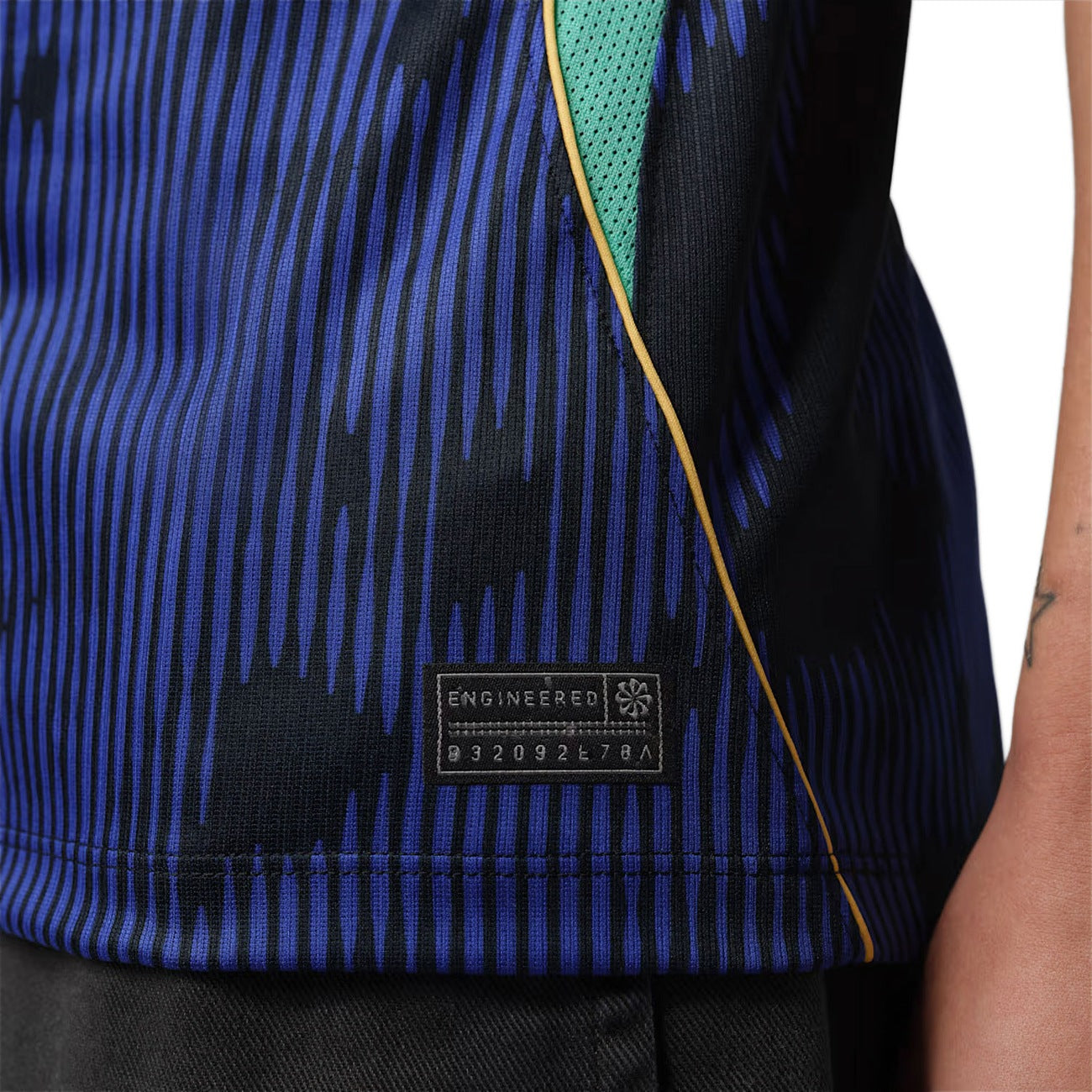 Camisa Brasil II 2026 Torcedor Feminina