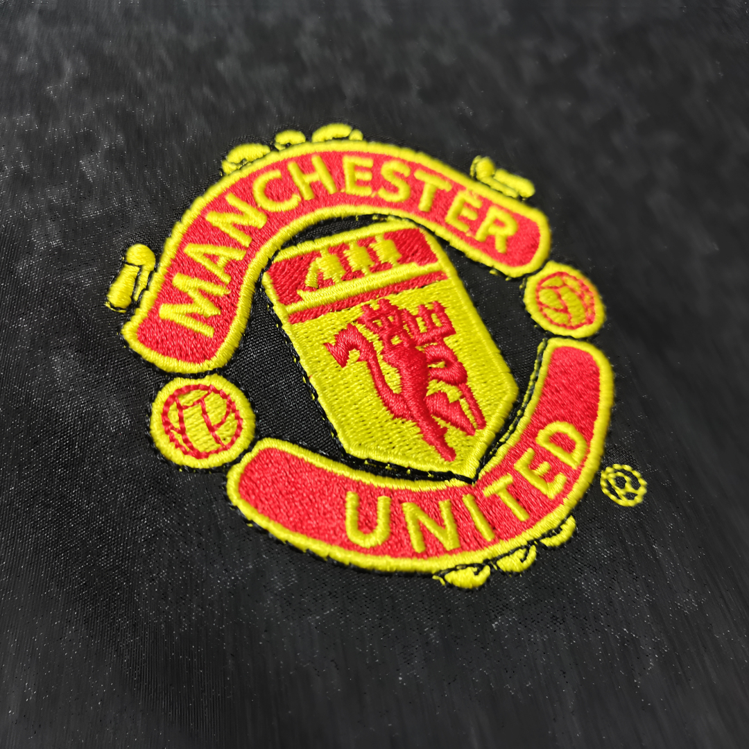 Camisa Retrô Manchester United 2003/04 II