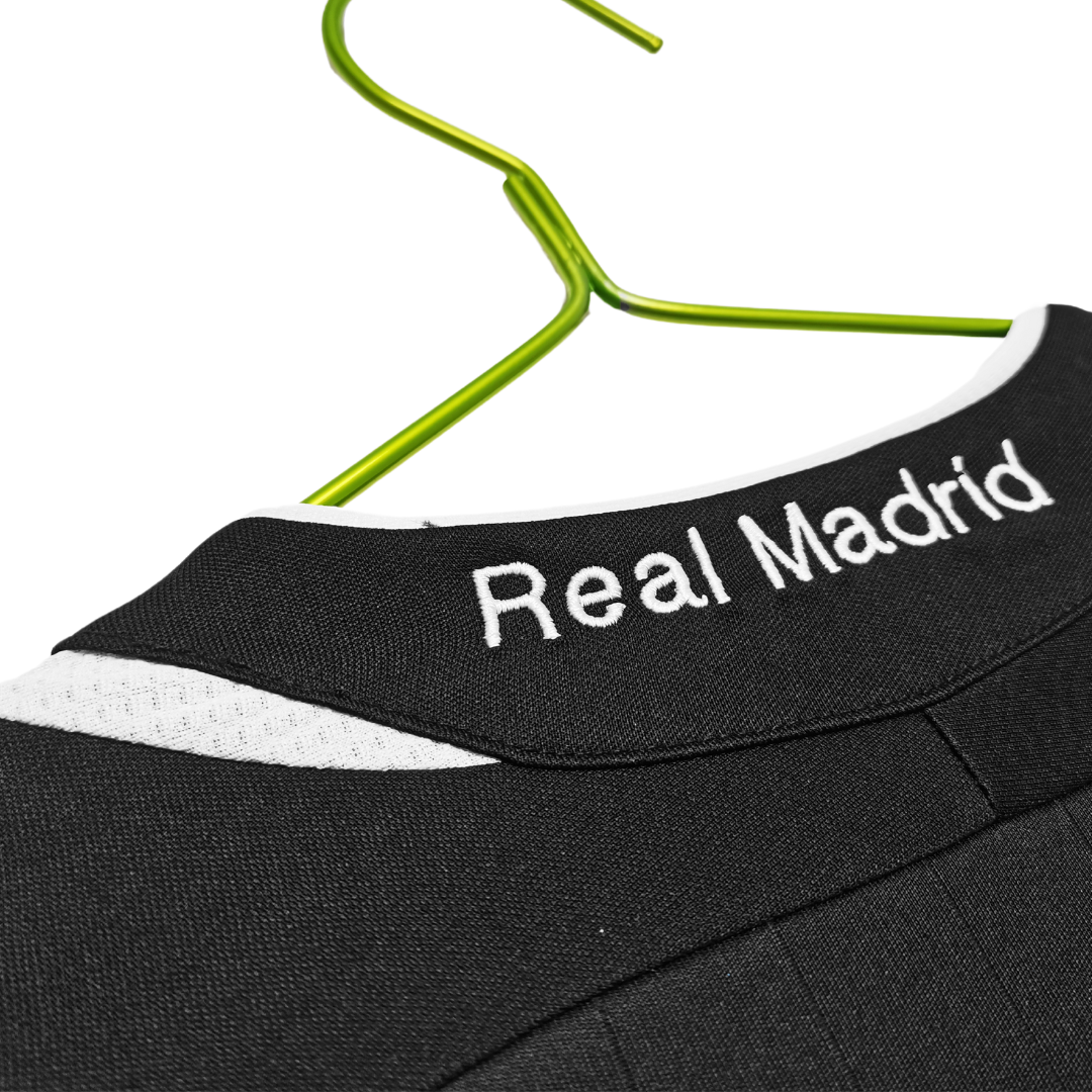 Camisa Retrô Real Madrid 2006/07 II