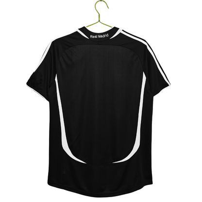 Camisa Retrô Real Madrid 2006/07 II