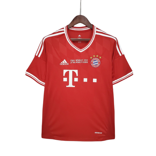 Camisa Retrô Bayern de Munique 2013/14 Champions League Edition