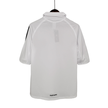 Camisa Retrô Real Madrid 2005/06 I