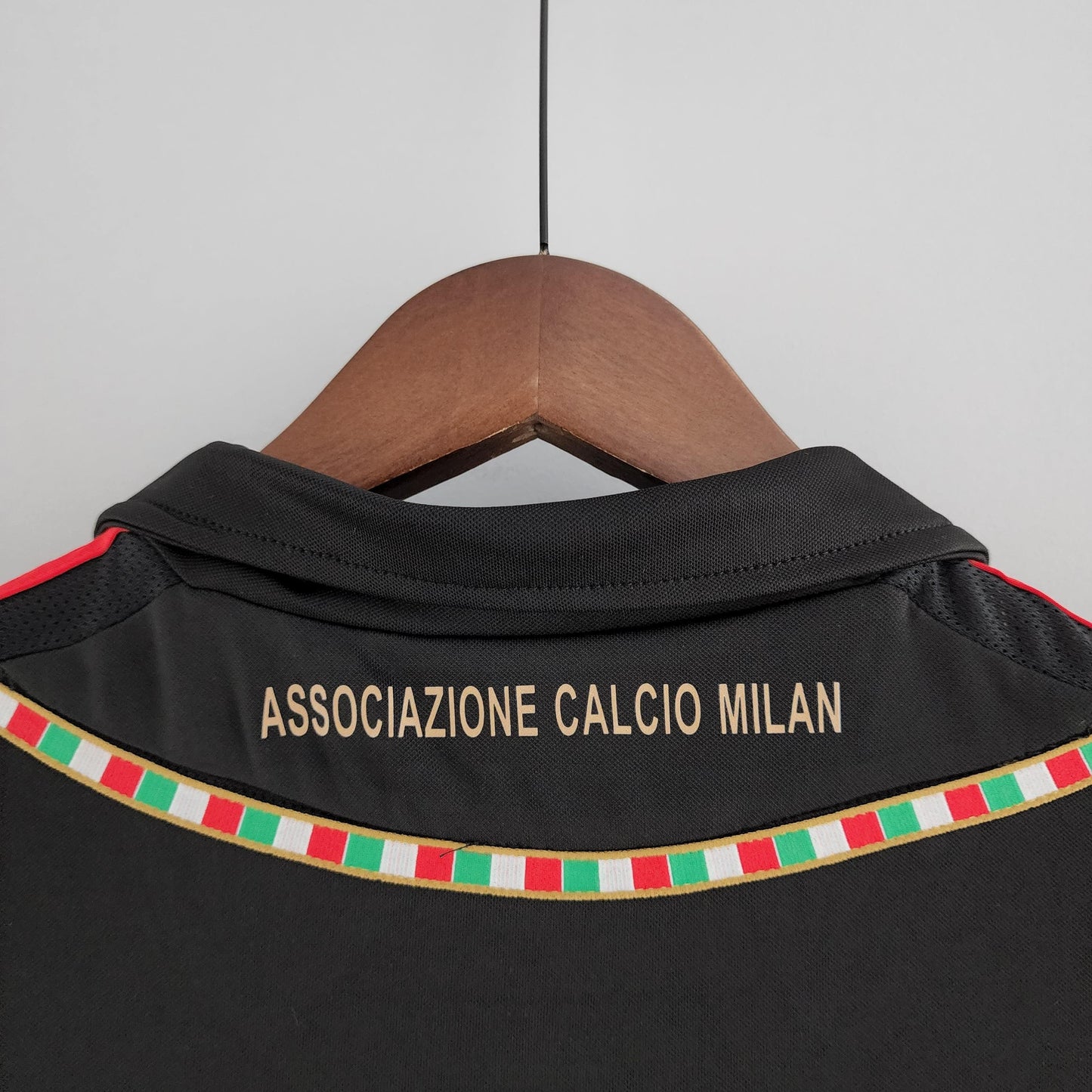 Camisa Retrô AC Milan 2011/12 lll