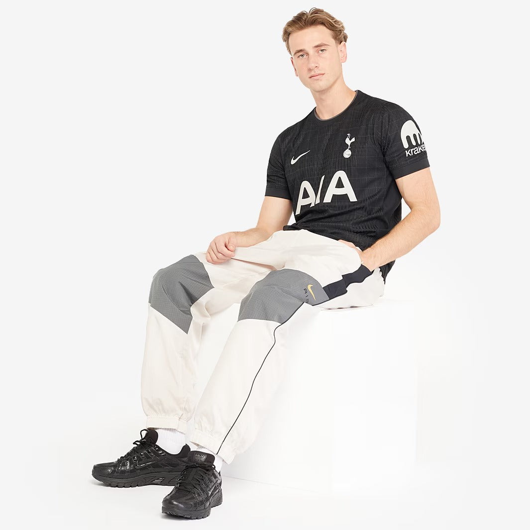 Camisa Tottenham 2025/26 II Jogador Masculina