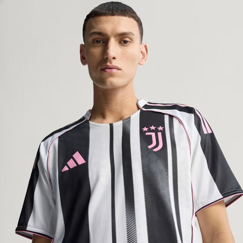 Camisa Juventus I 25/26 Jogador Masculina