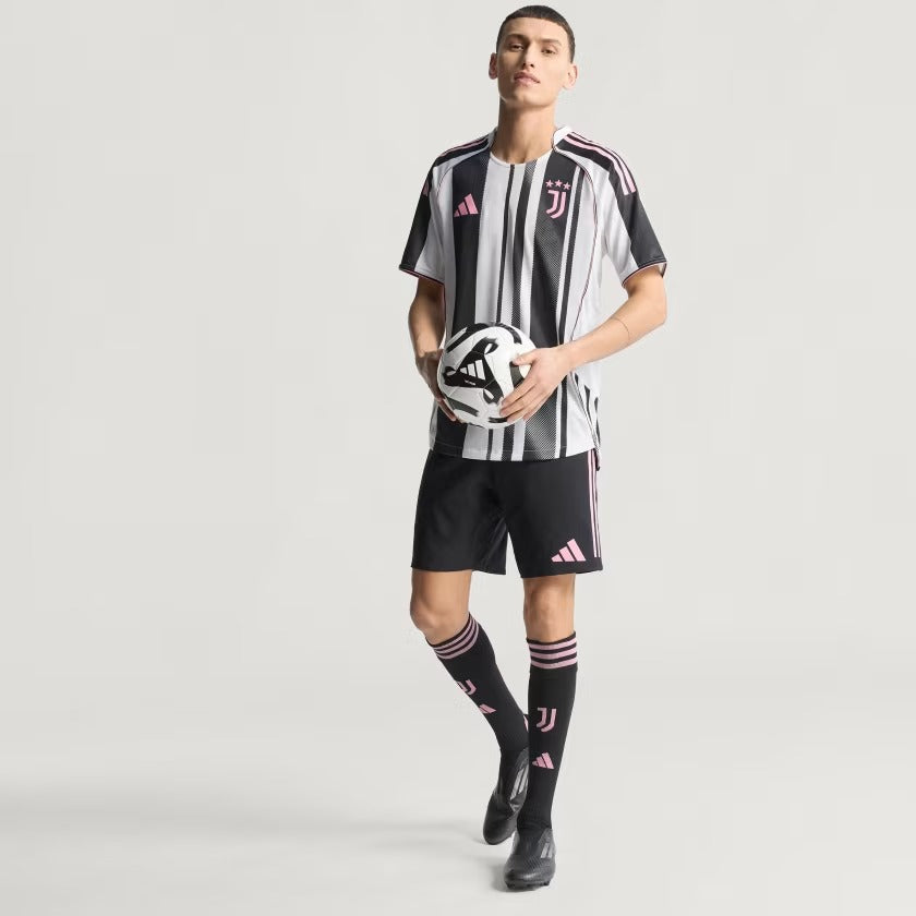 Camisa Juventus I 25/26 Jogador Masculina