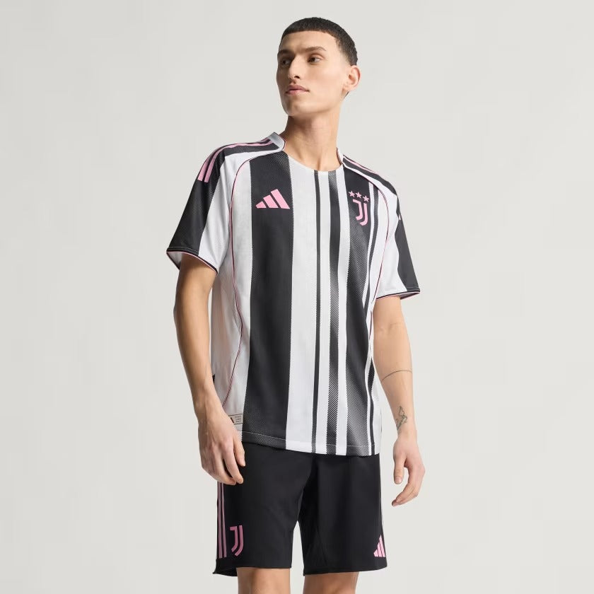 Camisa Juventus I 25/26 Jogador Masculina